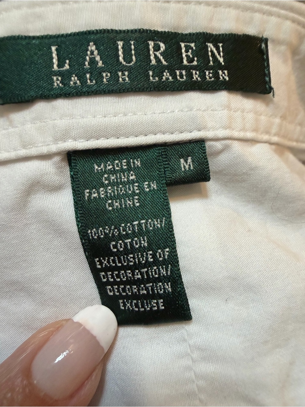 Ralph Lauren White Button-Down Cotton Shirt with Navy Embroidered Logo Size med - Picture 9 of 12